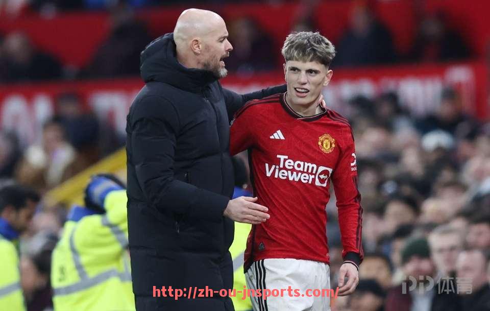 JN江南体育-世俱杯比赛球衣剪裁细节及其对运动表现的影响